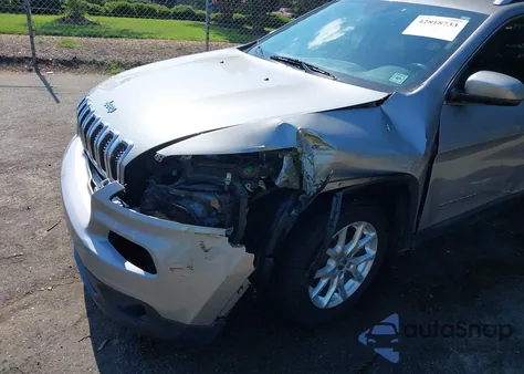 2015 Jeep Cherokee Latitude z USA, uszkodzony, nr VIN 1C4PJLCB7FW620912